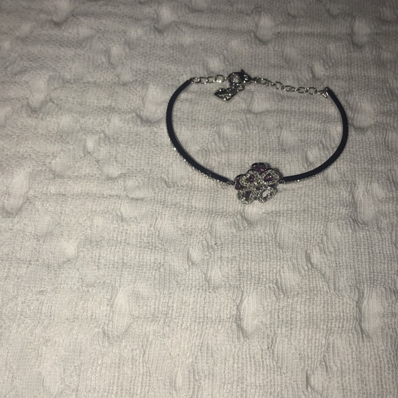 Authentic Swarovski four leaf clover bracelet - Picture 7 of 10